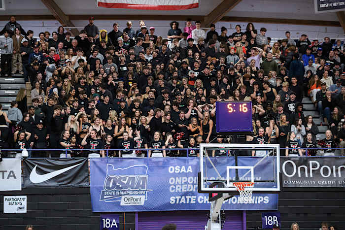 2023-3-11-Tualatin-WestLinn-Championship-GAME-0243-NR-clear